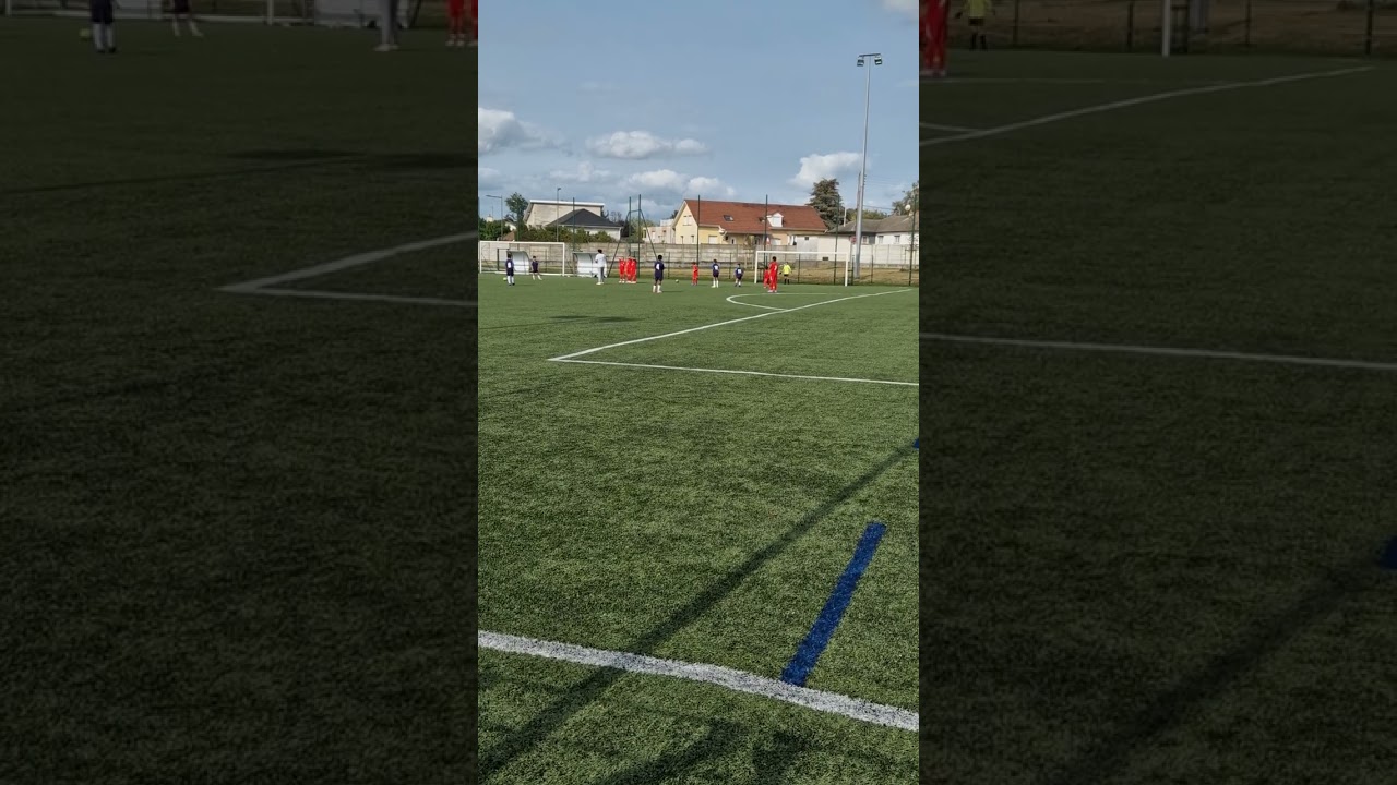 un beau but de coups francs de Berat / ASMB U10