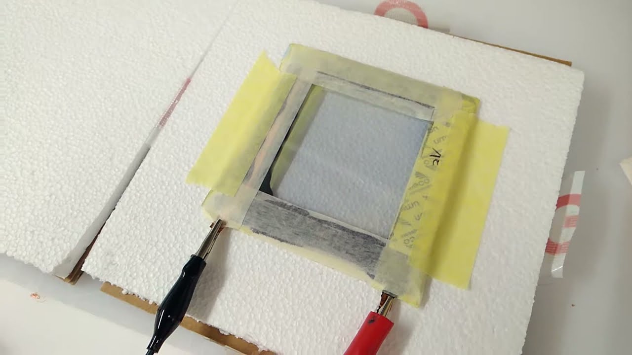 Testing Electrochromic Dimming Film (blue) 2 2017