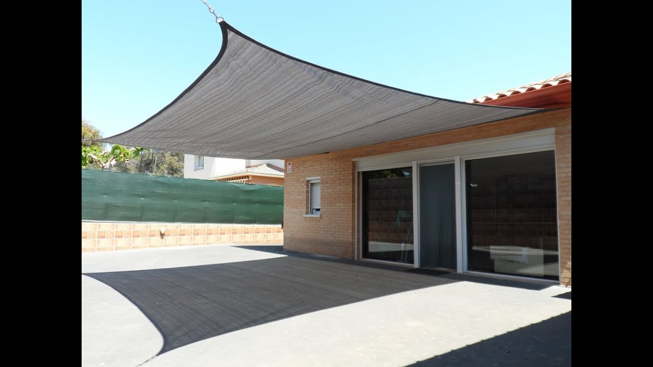 Colocación de un toldo de vela