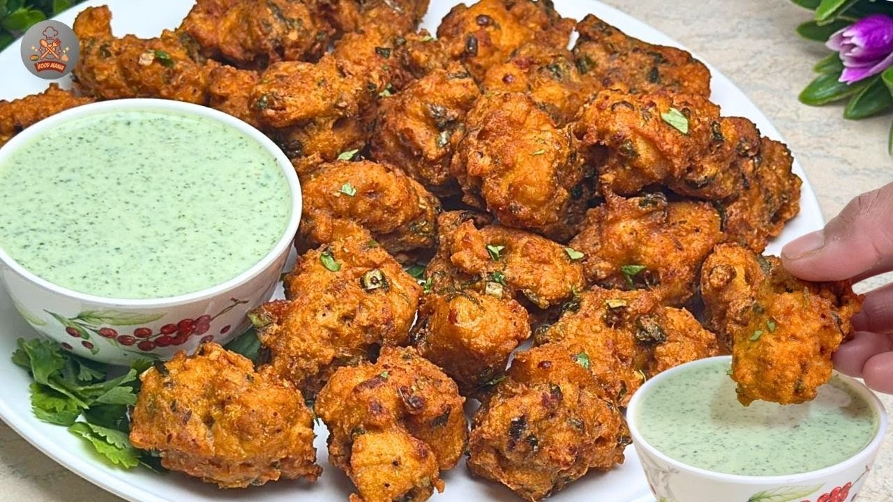 Chatpate Garlic Chicken Pakoray | Crispy And Crunchy Pakora Recipe (Ramadan 2026 Special)