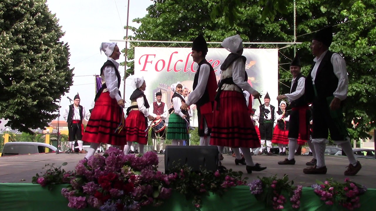 GRUPO FOLK  VILLAVICIOSA ,AIRES DE ASTURIAS -- ESPANHÃ