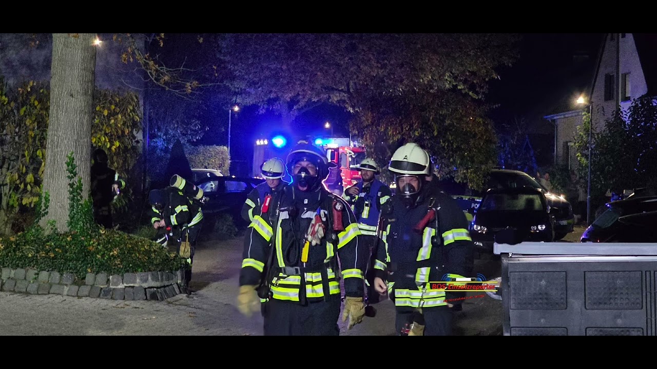 &Uuml;bach-Palenberg Donnerstag den 06.11.25: Zwei Fahrzeuge vollst&auml;ndig ausgebrannt 