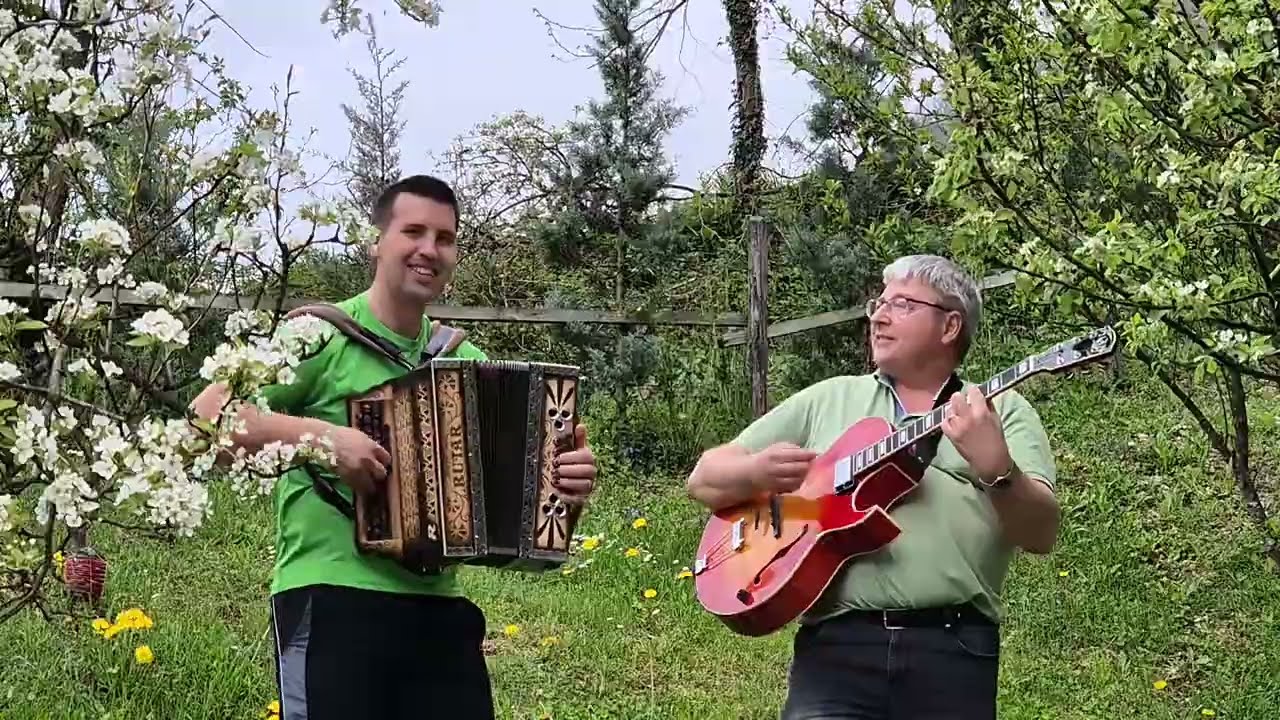 ONA DIŠI PO POMLADI - Ansambel SPEV