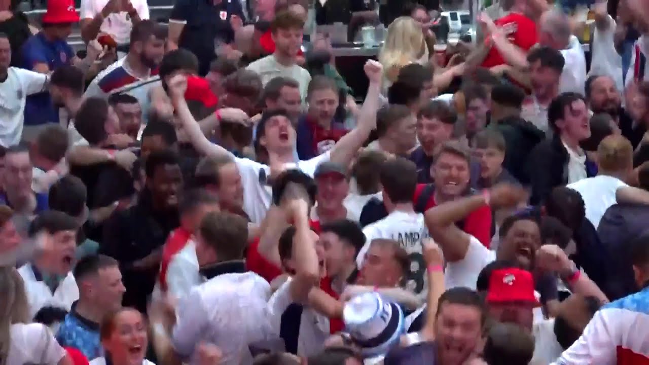 CRAZY SCENES 🙌 England fans REACT to Bukayo Saka scoring IMMEDIATELY after Switzerland goal 🏆