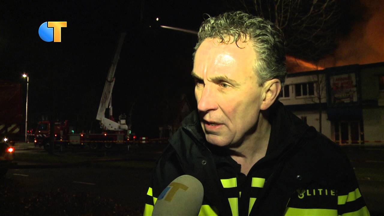 Uitslaande brand bij bowlingcentrum - Omroep Tilburg Nieuws