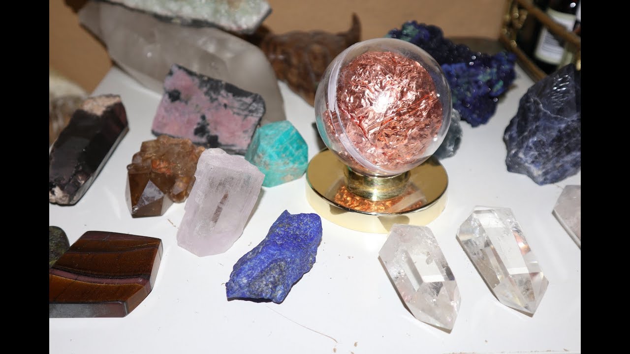 Stone & Crystal Energy, How to feel energy from stones & crystals! Examples of different stones.