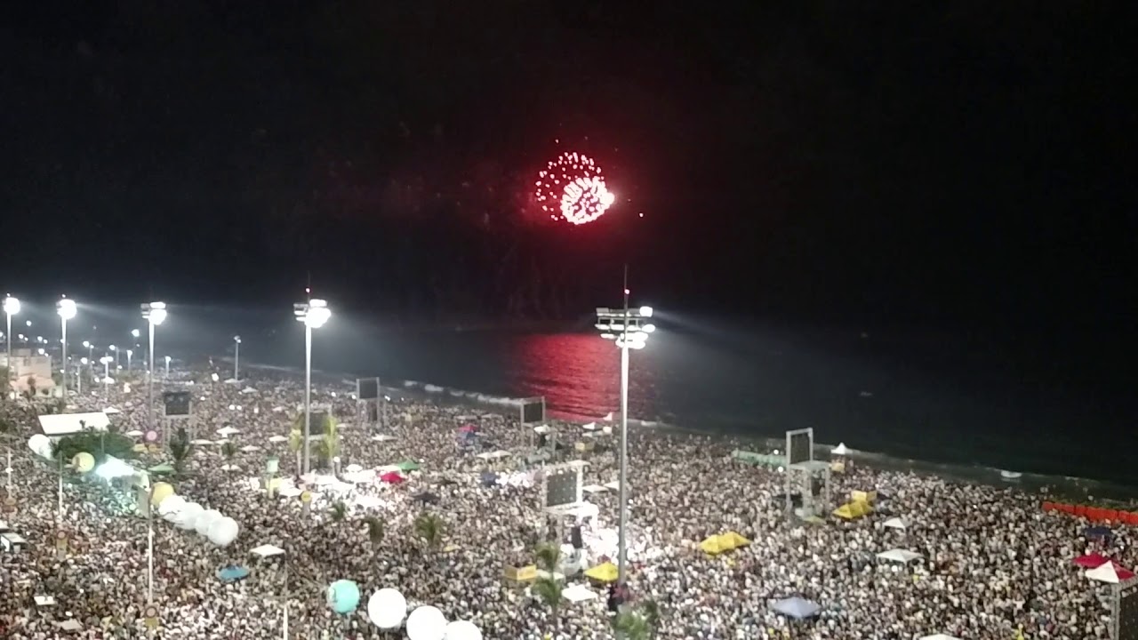 Réveillon 2018 - Fortaleza - Queima de Fogos - Dia da Confraternização Universal.