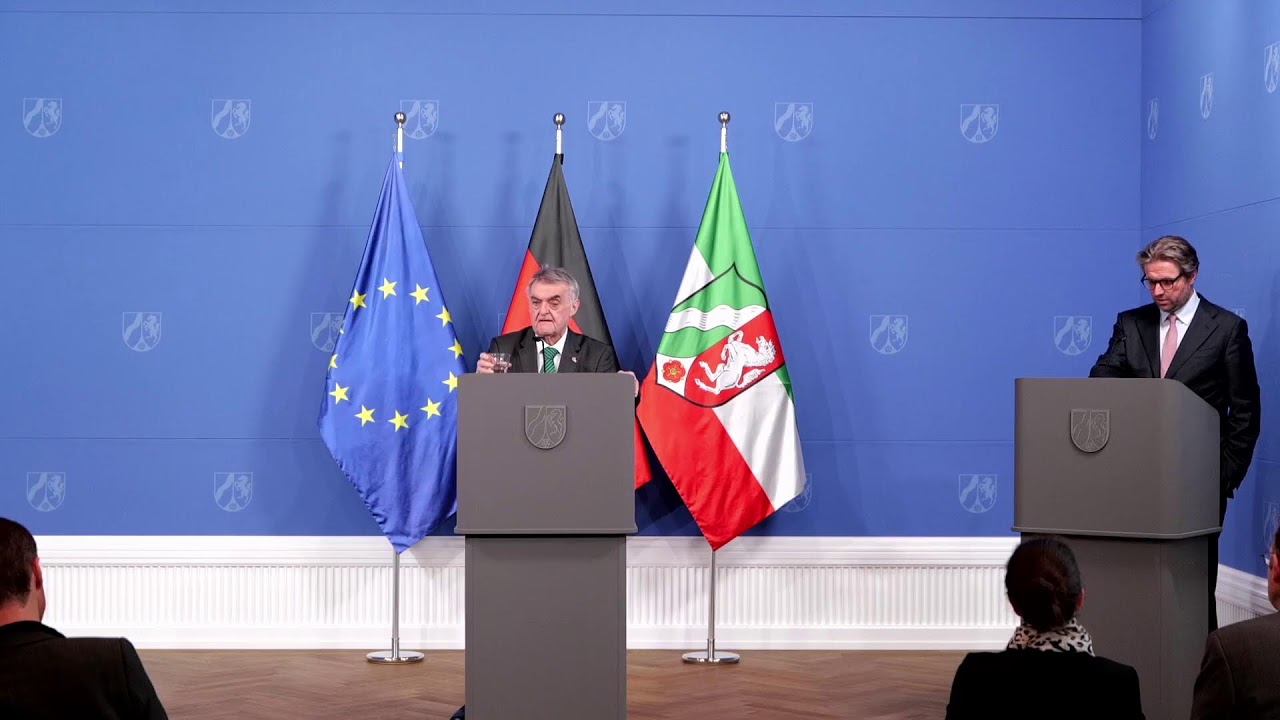 Live: Kabinettpressekonferenz mit Minister Reul zur Novellierung des Brandschutzgesetzes