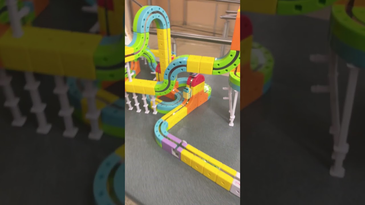 Third Coast Kid building an epic Rail Cube Train at 