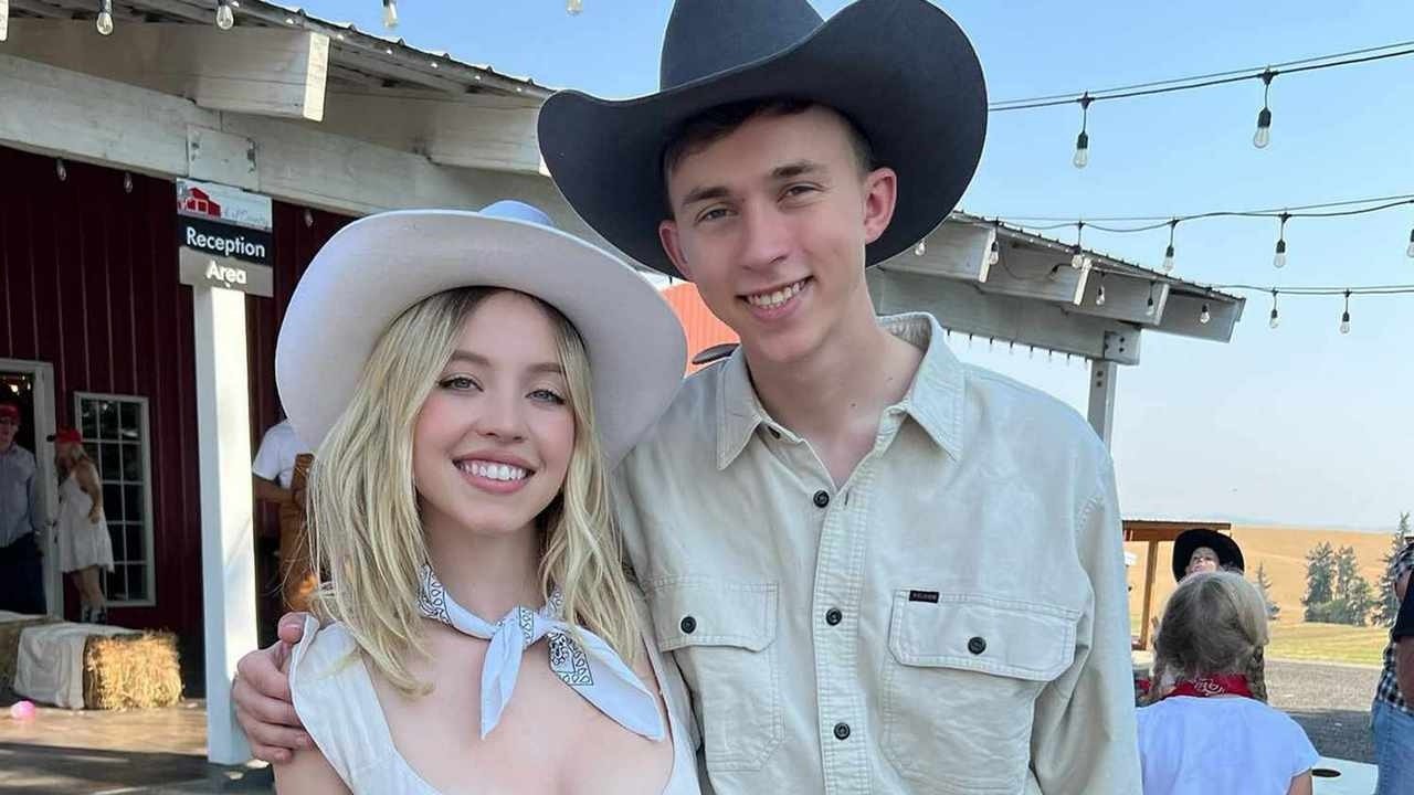 Sydney Sweeney Siblings, Parents, Boyfriend (Family Members)
