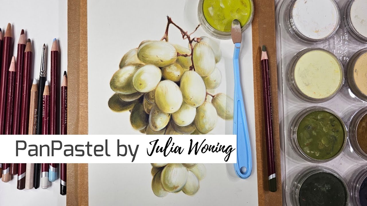 Grapes in PanPastel by Julia Woning