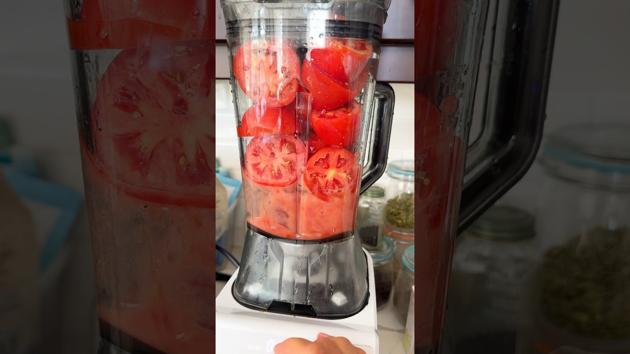 Quick & Easy Tomato Sauce Hack #tomatosauce #cookinghacks #quickrecipe