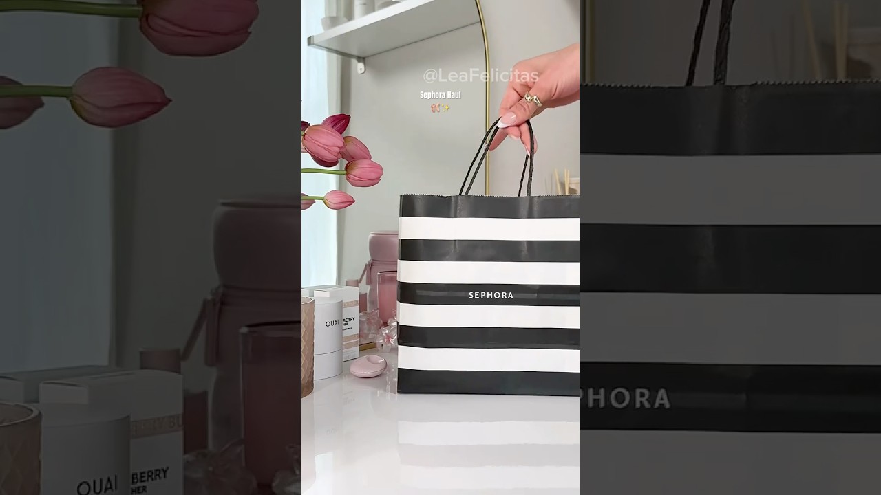 Let&rsquo;s unbox my weekly Sephora haul 🩰✨ #sephora #sephorahaul #makeup #asmr #makeupshorts #preppy
