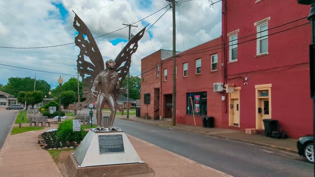 Point Pleasant, WV - Downtown and flood wall murals.