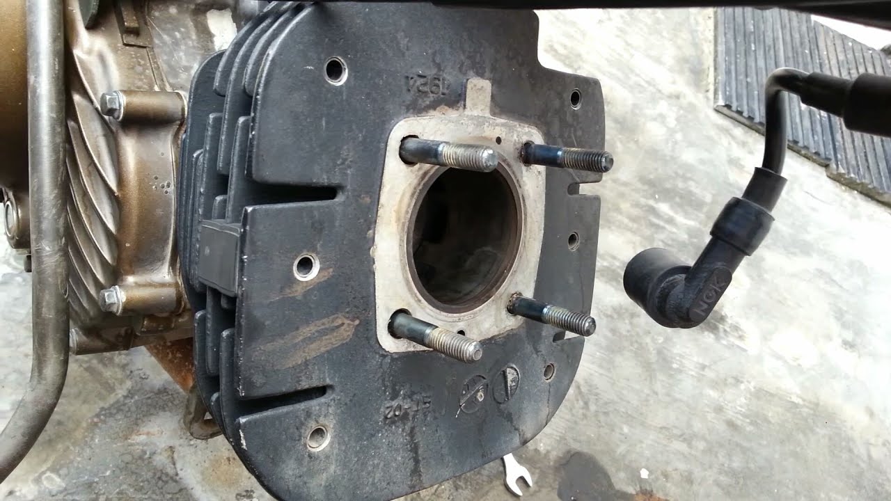 Cleaning Head Piston Modenas Dinamik
