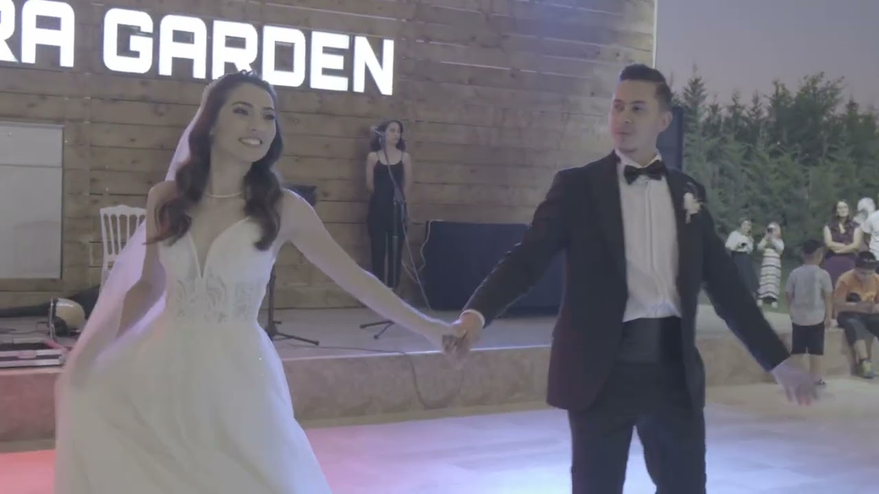 LOVE STORY - GELİN &DAMAT İLK DANS /  EN ÖZEL DANSIMIZ… @muhammetsenlikci4856