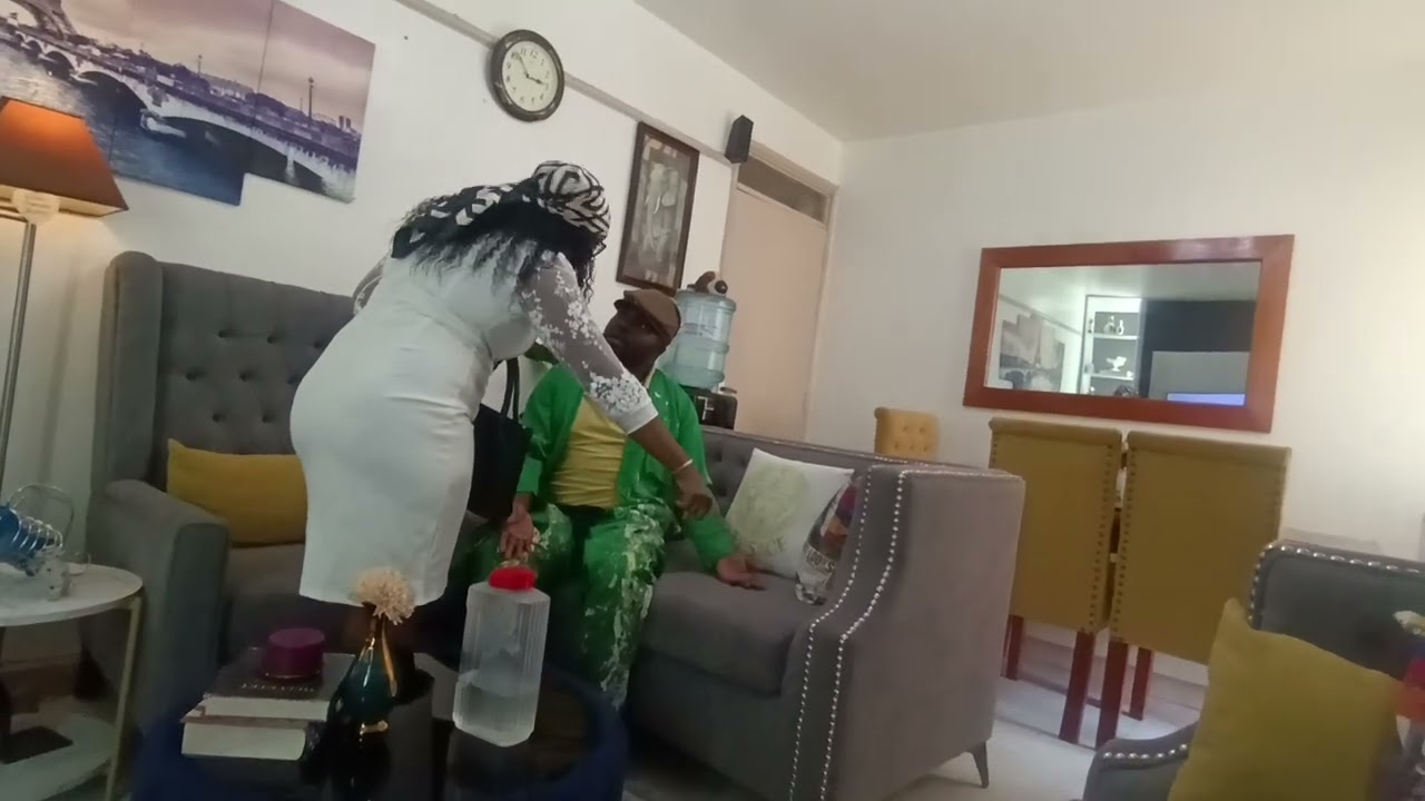 UKIHPSTIWA NI MADHARAU TU