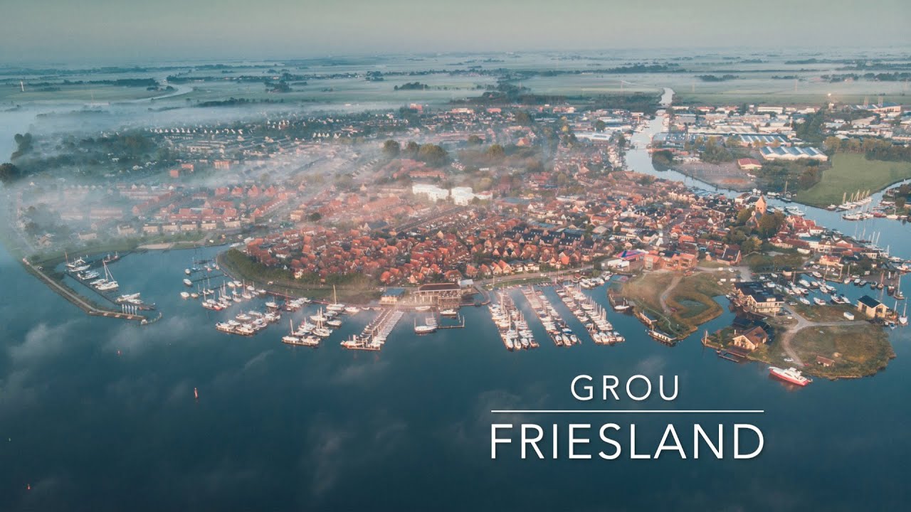 Drone footage - Beautiful sunrise over Grou, Friesland - DJI Mavic Air