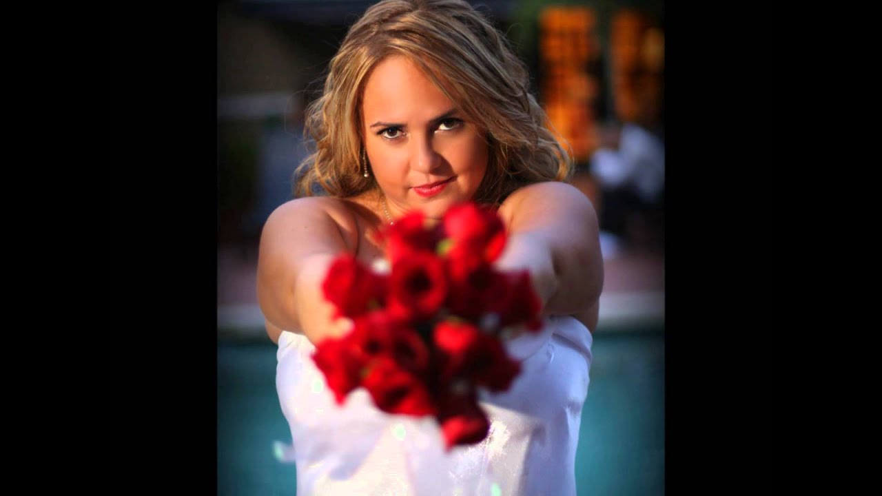 Wedding Photographer in Charlottesville, Northern Virginia, Maryland and DC area.