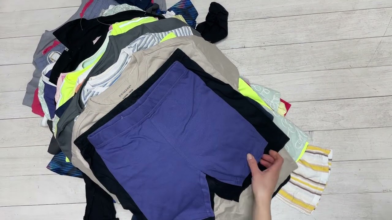 Лот 32. Дитячий одяг Primark літо