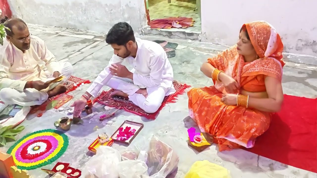 Diwali Pe Pooja Kiye 🥰  Aur Khoob Patakhe Jalaye🫰🤑