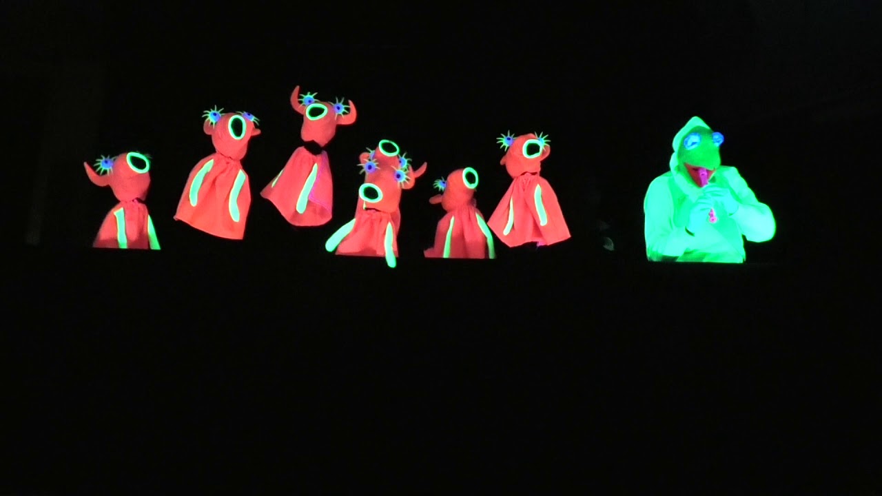 Tabalingo's Teilnahme am Schwarzlichtspektakel der Kleebachschule Aachen Trailer (28.11.2019)