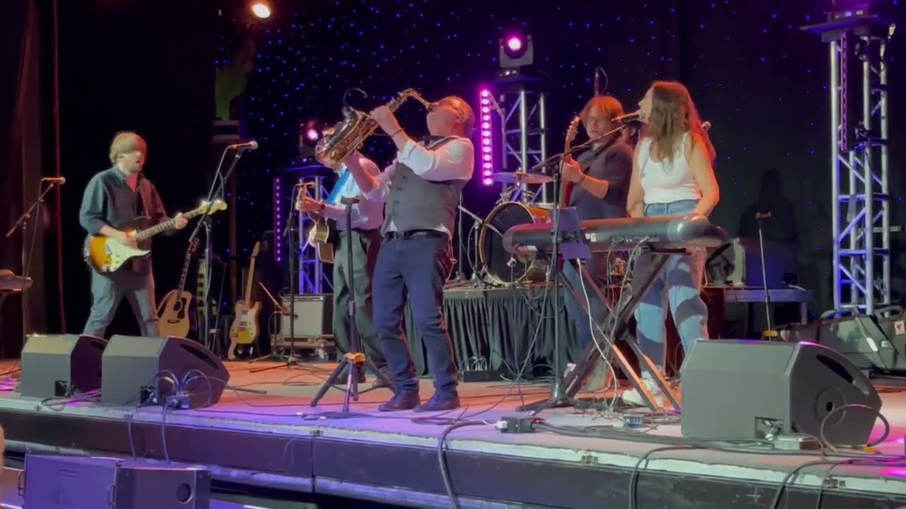 AL STEWART - YEAR OF THE CAT Closes Fantastic & Funny Set with The Empty Pockets & His Hit CTTE 2022