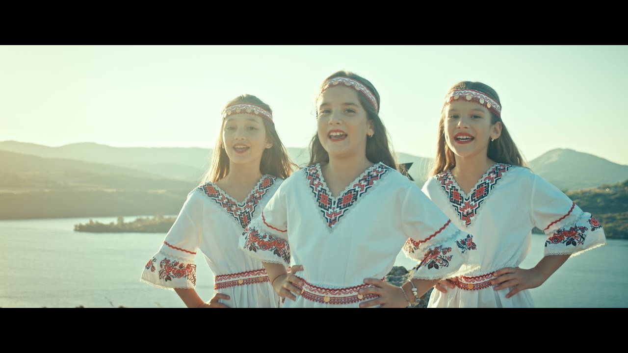 Александра Вучева и трио 