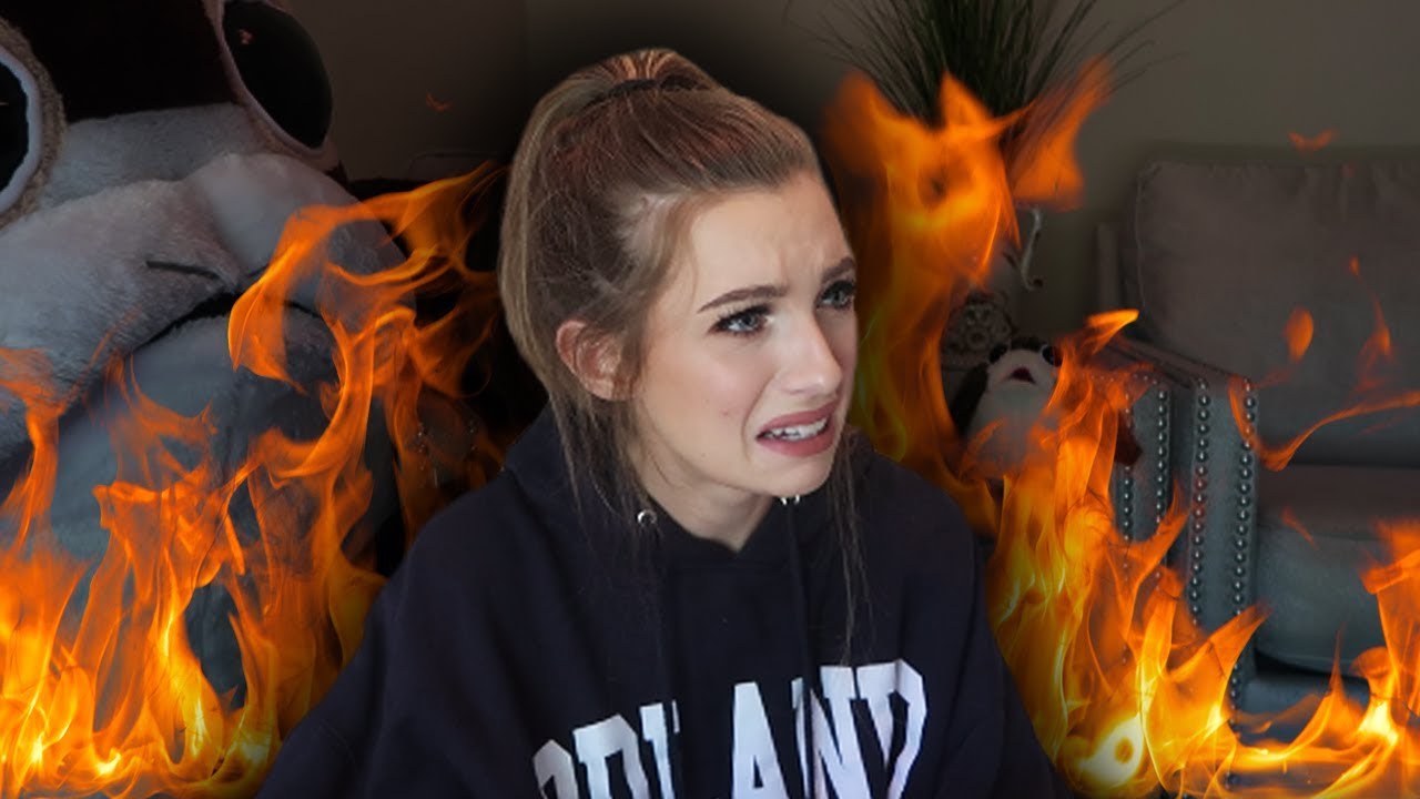 SHE TRIED TO BURN ME ALIVE | Reading YOUR Paranormal Stories