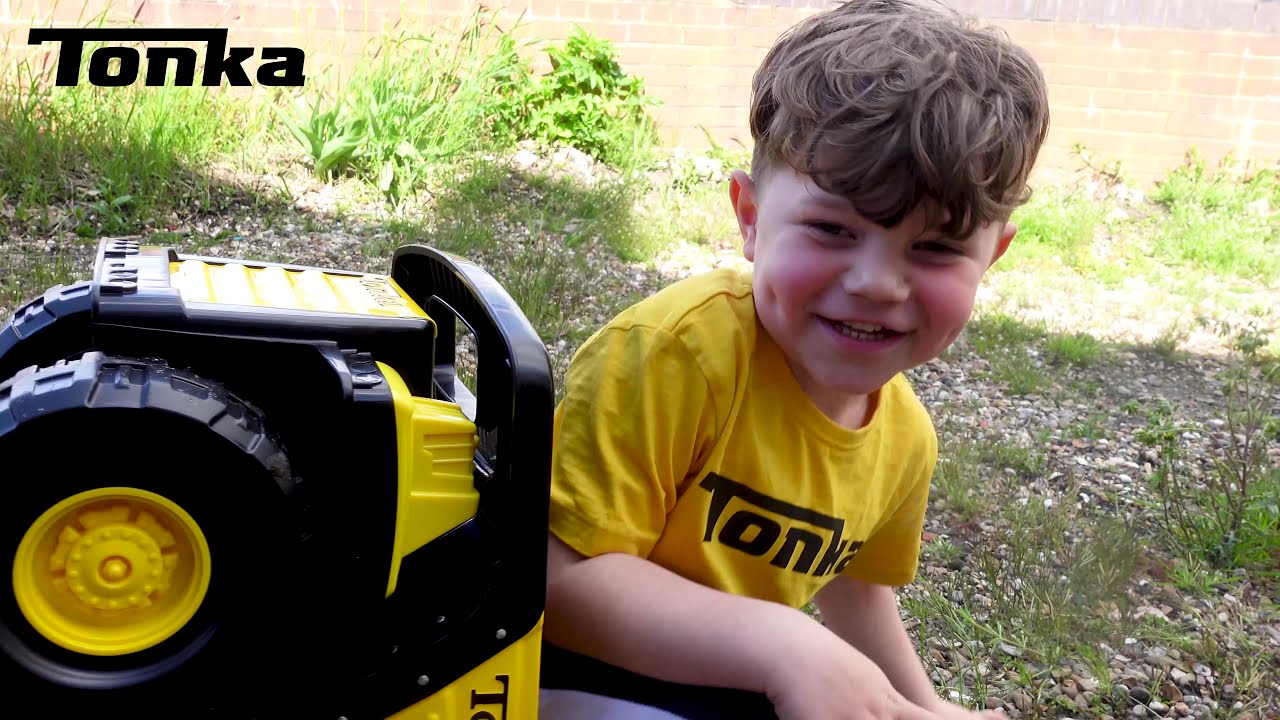 TONKA TRUCKS IN MUD! Construction Vehicle Toys for Kids; Dump Truck, Bulldozer, Front Loader