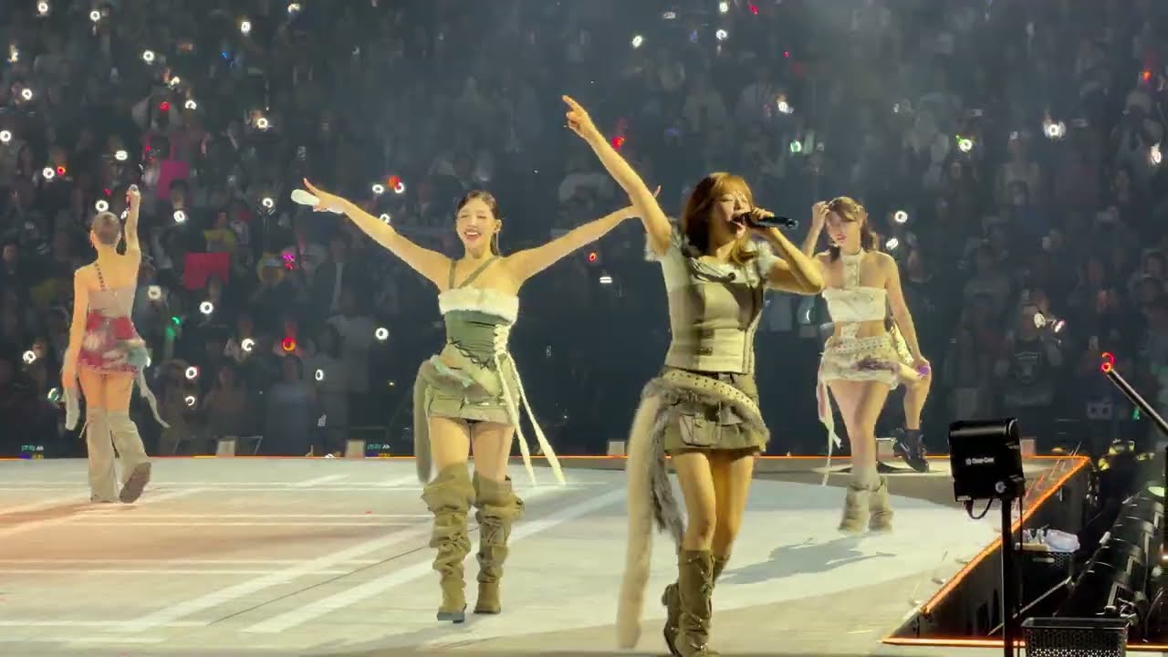 260118 TWICE @Oakland Arena 4K Fancam | YES OR YES