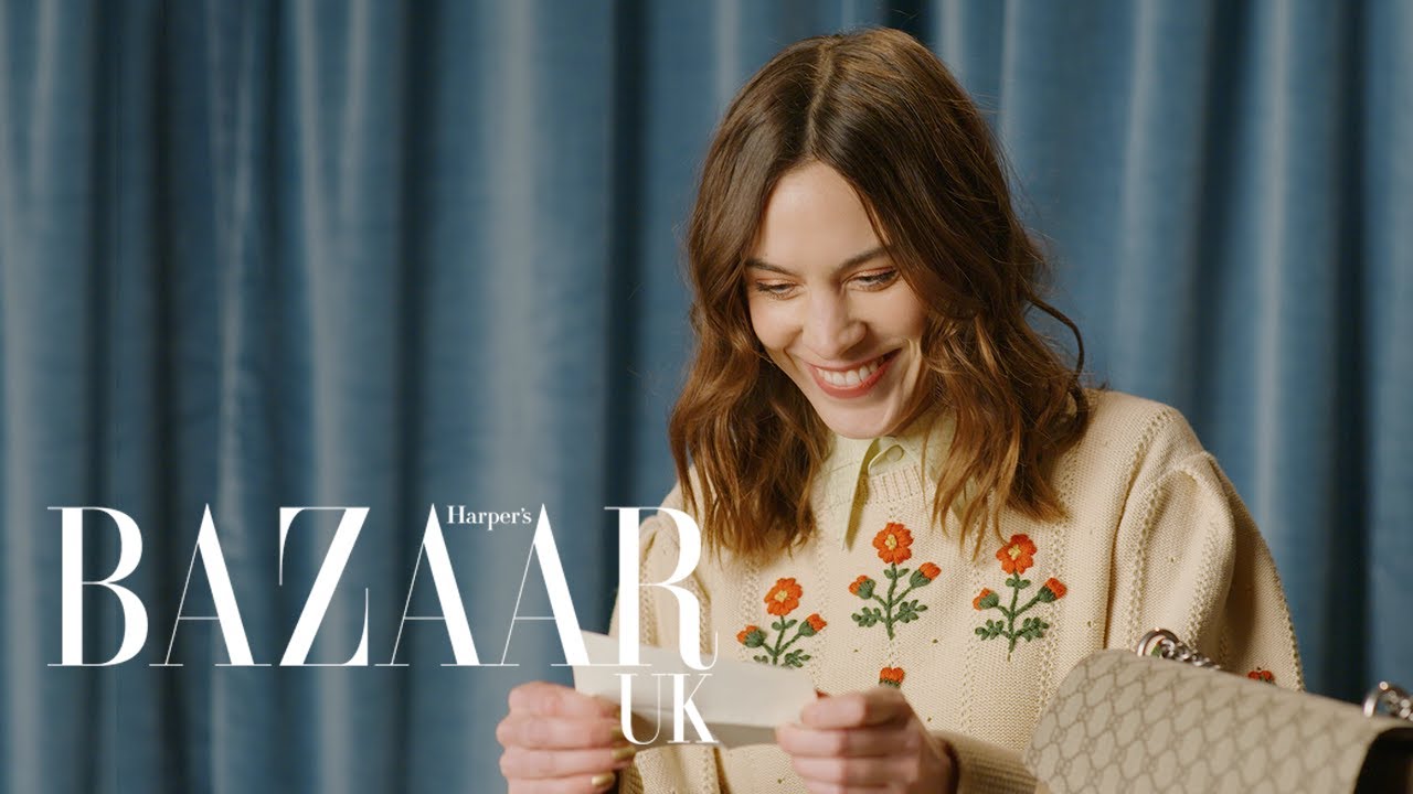 Алекса Чанг играет в Fill in the Blank | Bazaar UK | #AD для GuccI