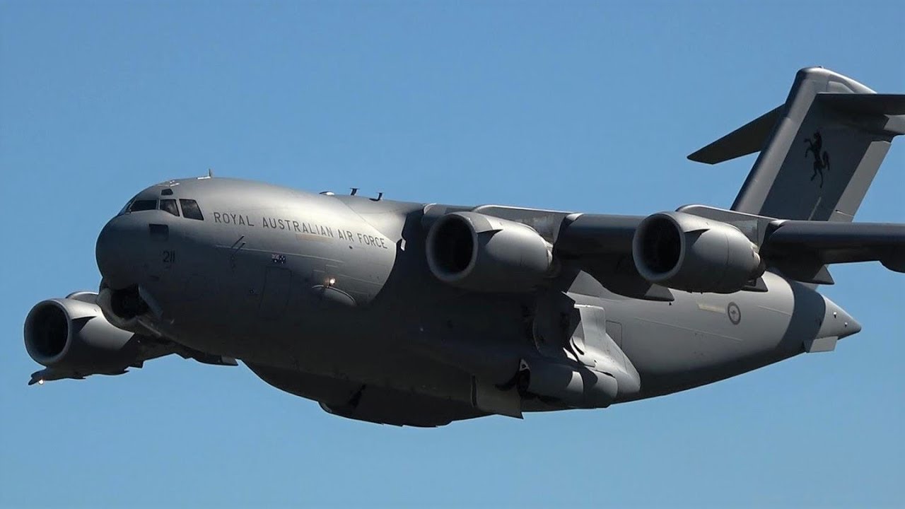 Wings Over Illawarra Airshow action 2019