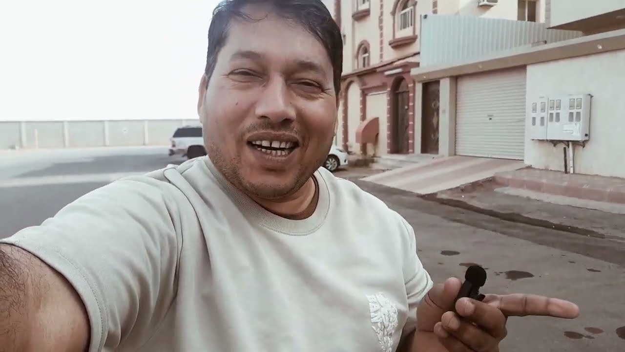 सुबह का टाइम सऊदी अरब में | मेरा दोस्त गाड़ी साफ कर रहा है | People & Blog Vlog