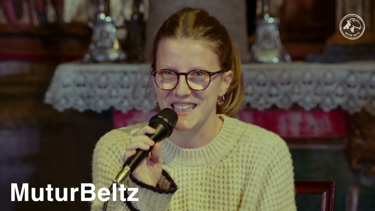 Mikel Markez, Esti Markez e Iker Lauroba - MUTUR BELTZ