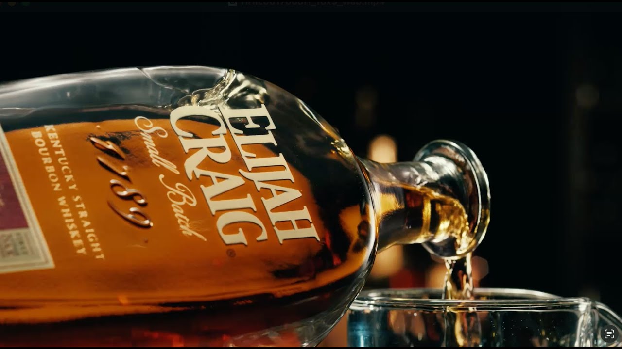 ELIJAH CRAIG WAS THE FIRST TO CHAR OAK BARRELS TO MAKE BOURBON