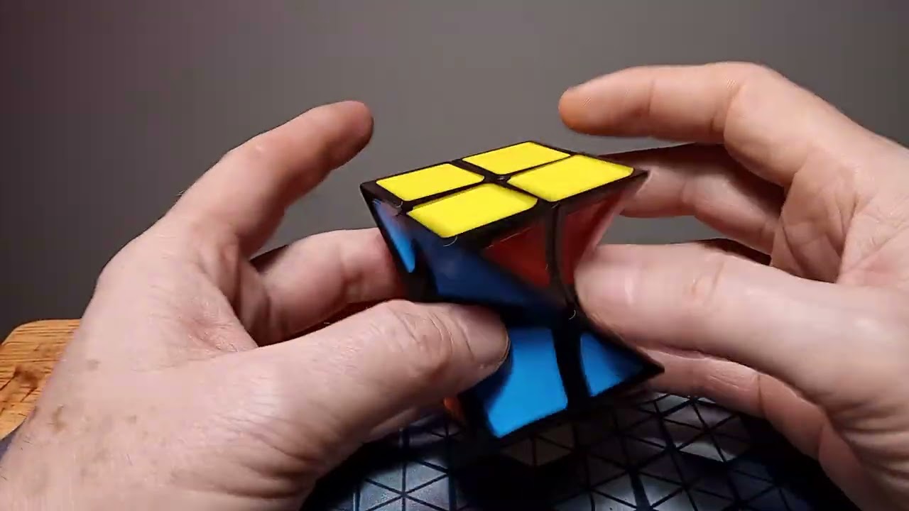 Новая головоломка. Кубик 2х2 «Кельвин Твист». #2x2cube #2x2 #modi #shapeshifting #ufc