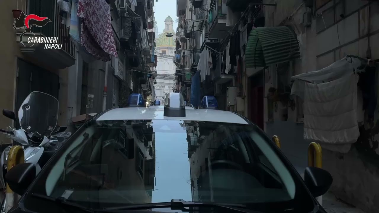 Servizio arresti di camorra nel centro di Napoli
