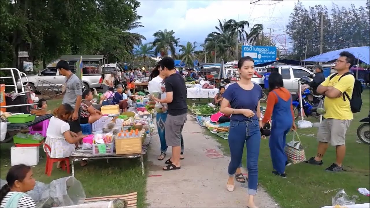 Asian street food in Nakhon phanom - thai food