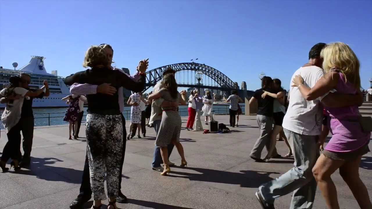 Sydney Tango Flashmob - Circular Quay