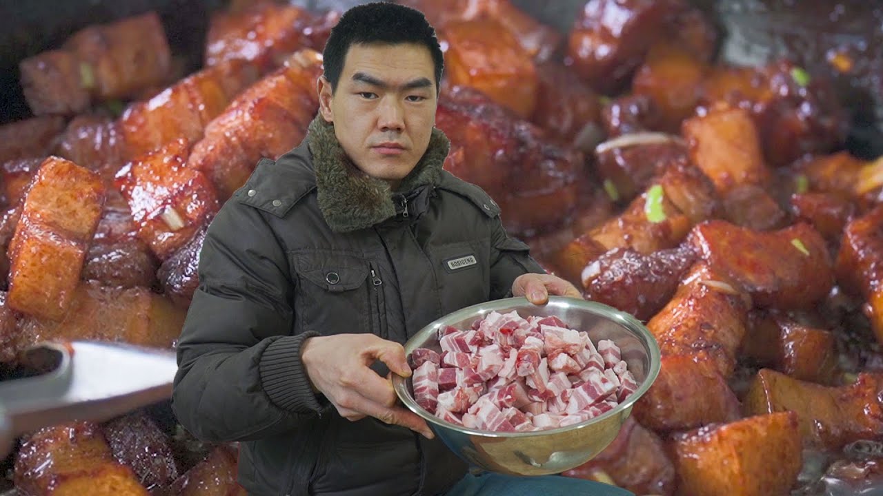 【食味阿远】老妈做了四斤红烧肉，先煸后炖，再配一盘酱牛肉，这顿饭吃得舒坦 | Red Braised Pork Belly | Shi Wei A Yuan