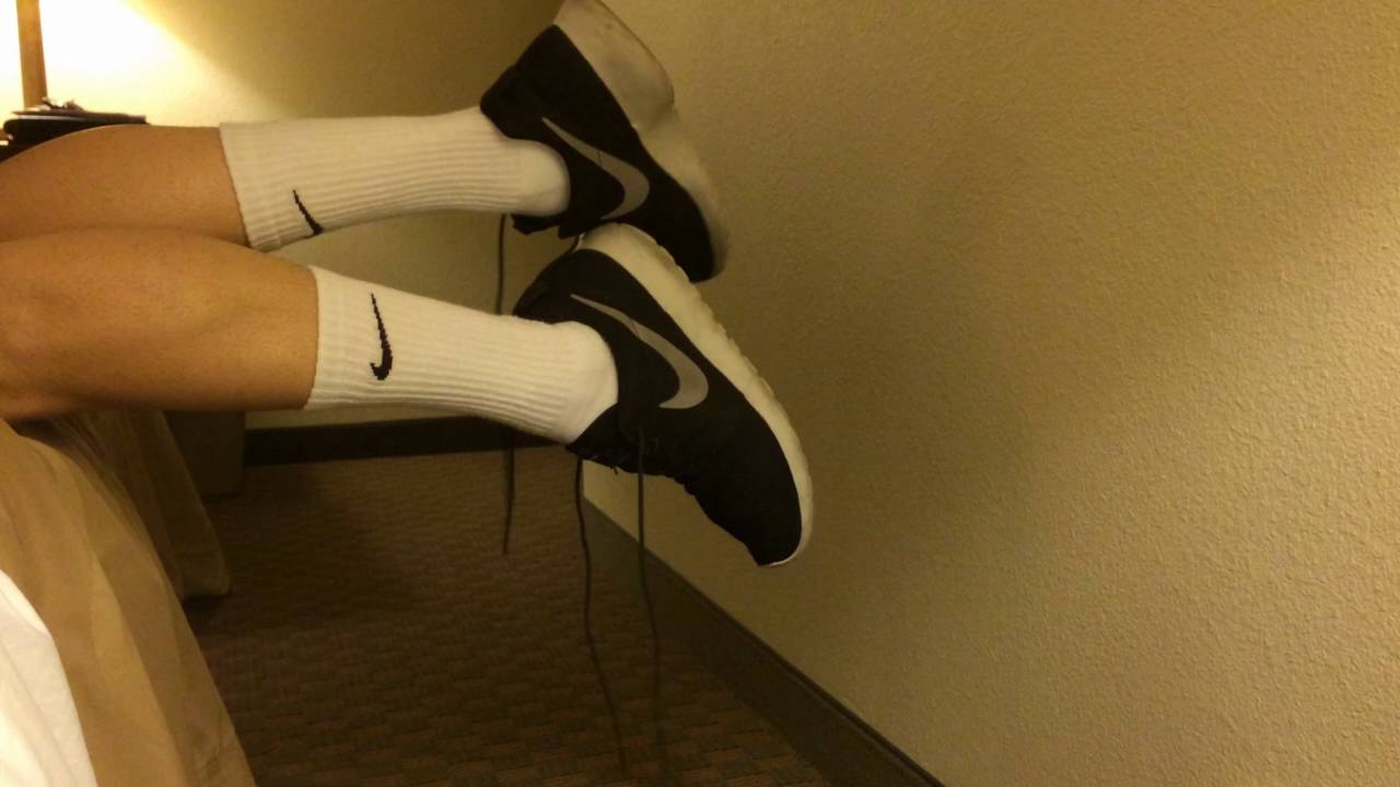Nike Roshe Run and White Nike Socks