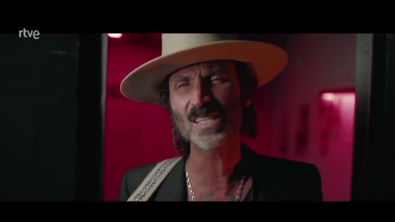 El hombre pájaro - Leiva #robe