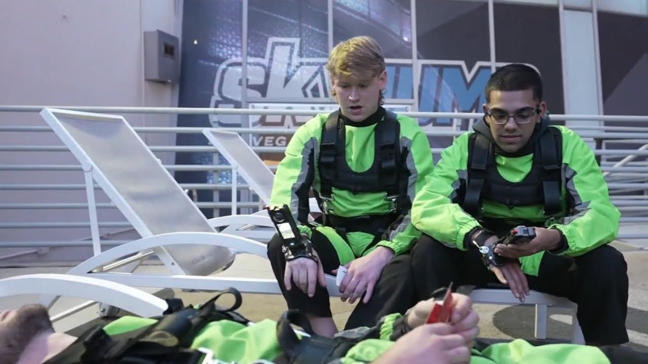 N3on, Ed Matthews, Shangel Bdave go SkyJumping & Ride Vegas Roller Coaster (N3ons 30 Day Challenge)