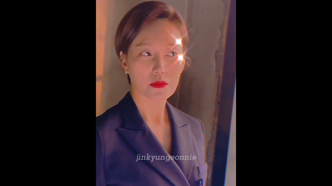 Ladies and gentlemen, her #JinKyung #shorts