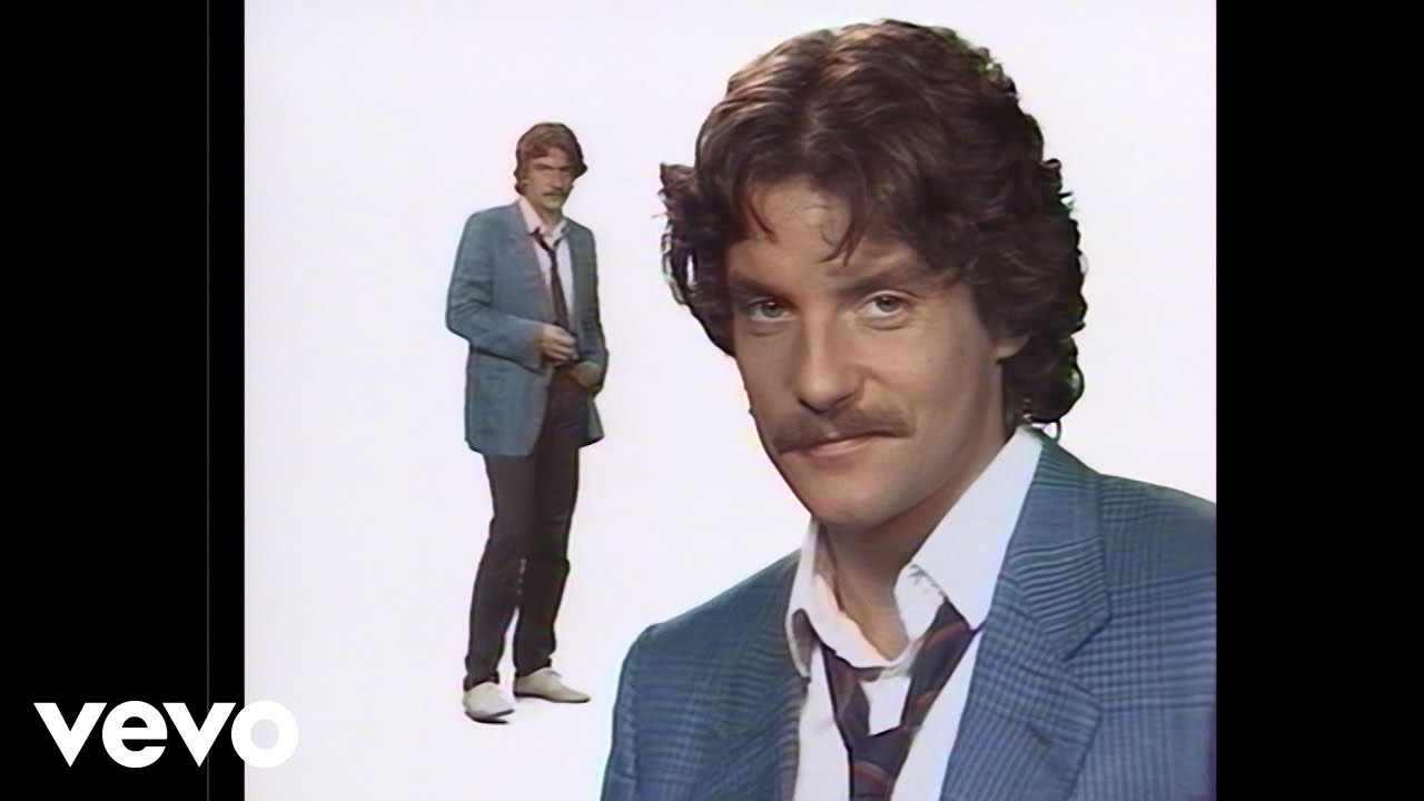 Francis Cabrel - La fille qui m'accompagne (Clip officiel)