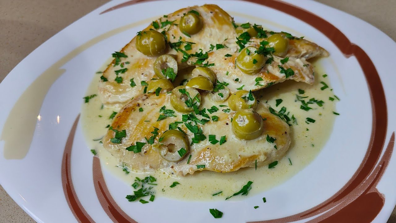 😋Pechuga de pollo en salsa deliciosa con aceitunas ¡Receta fácil y rápida!