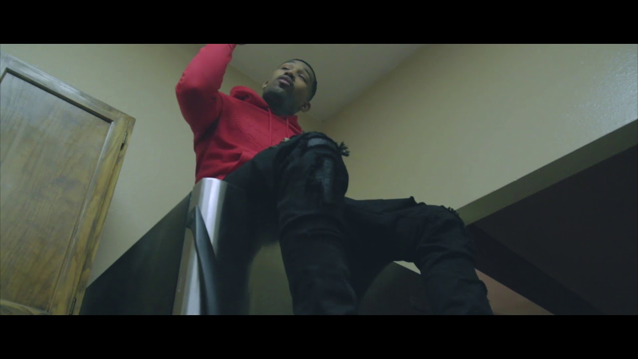 EIGHT - MG VAWN [PROD. ROBTWO] (OFFICIAL VIDEO)