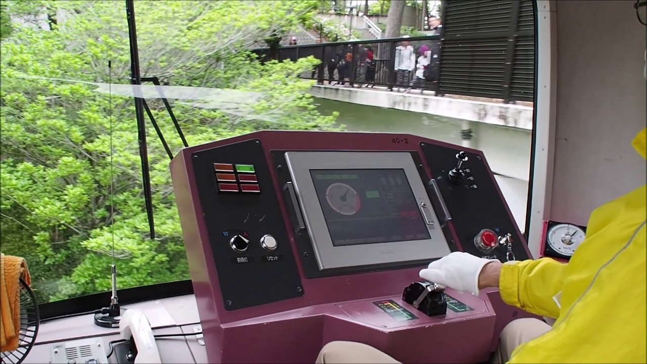 上野動物園モノレール40形　運転台