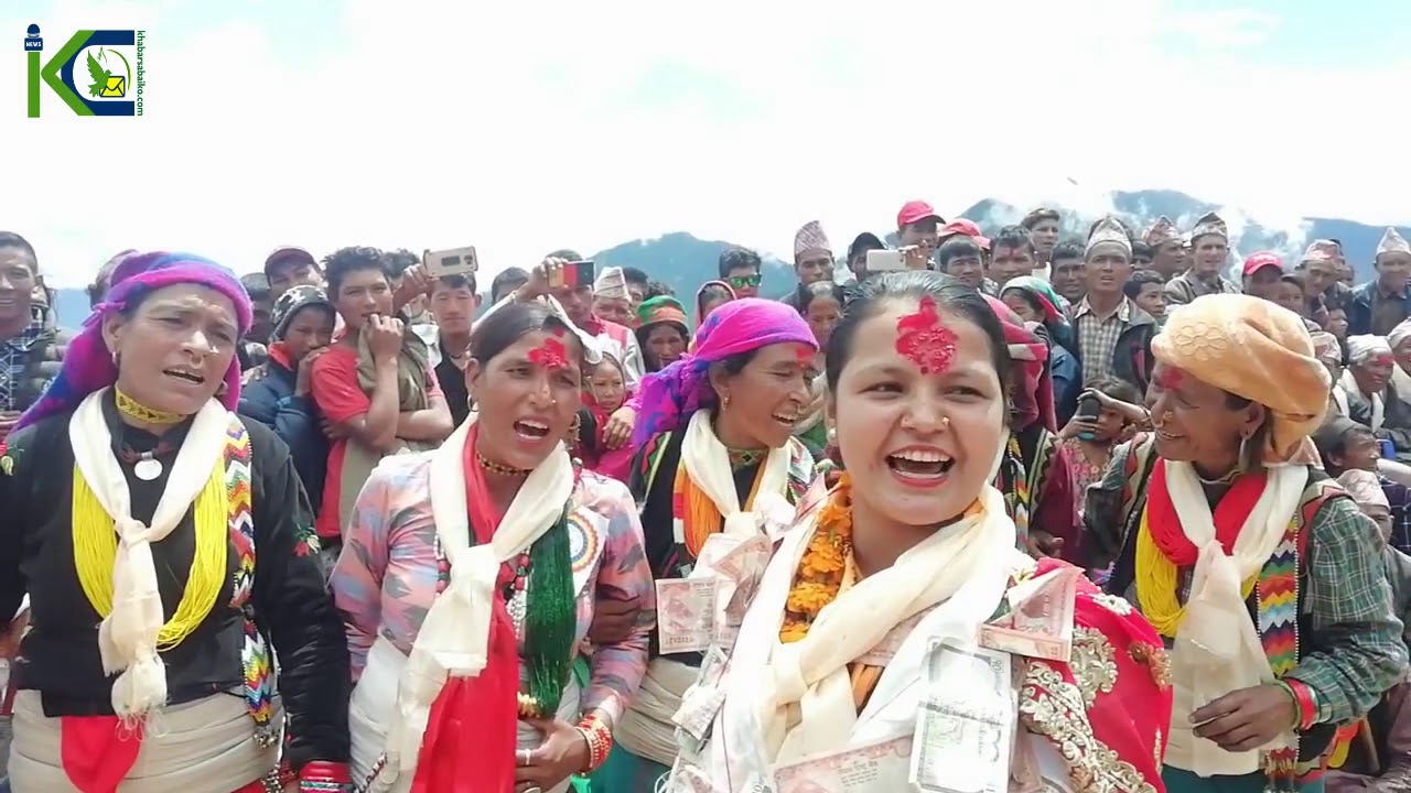 New danger deuda Kamala Dhamai  🆚 Manlal Jaisi कमला धामी र मनलाल बिचको देउडा हुम्लाको बराइ, सर्केगाड